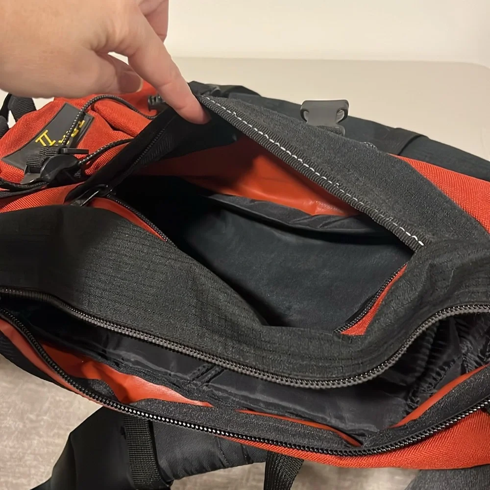 Tracker backpack - Picture 5 of 5